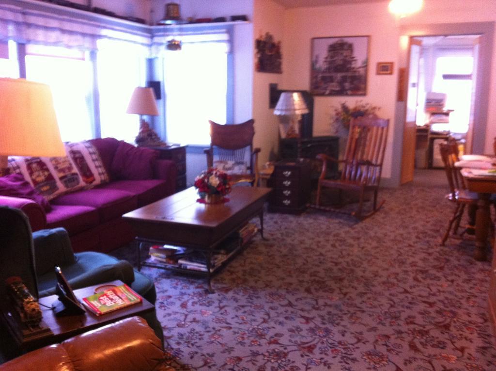 Pullman House Couette-café 2*